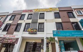 Hotel Zamburger Victory City